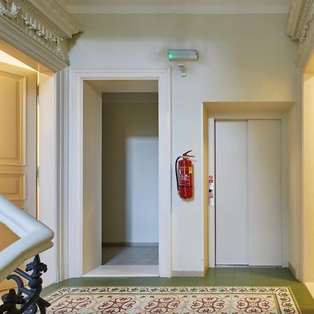 Bright Apartment In New Town By Prague Days エクステリア 写真